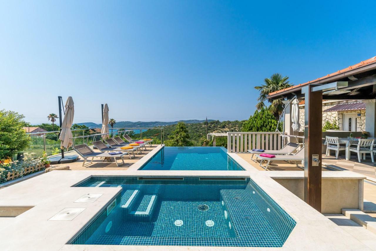 Villa La Vagabonda Orasac Bagian luar foto